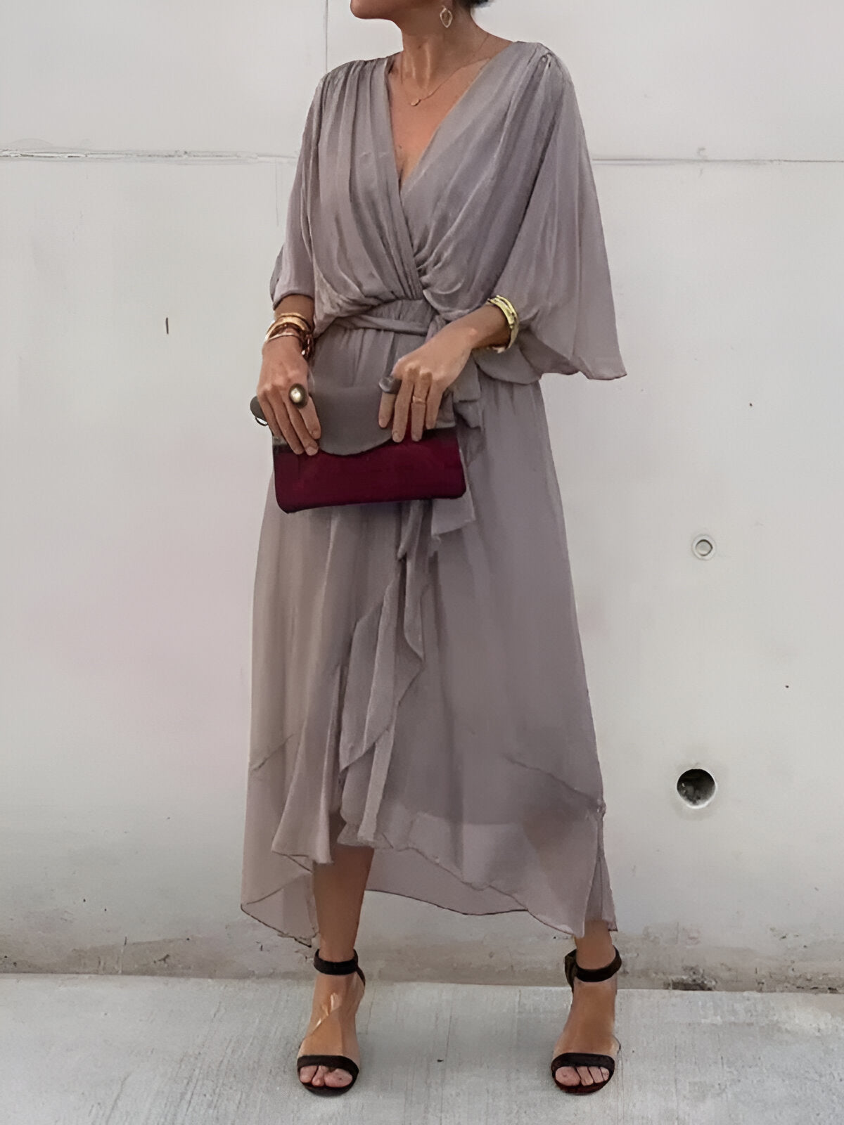 Veronique™ | Weiches Chiffonkleid mit V-Ausschnitt