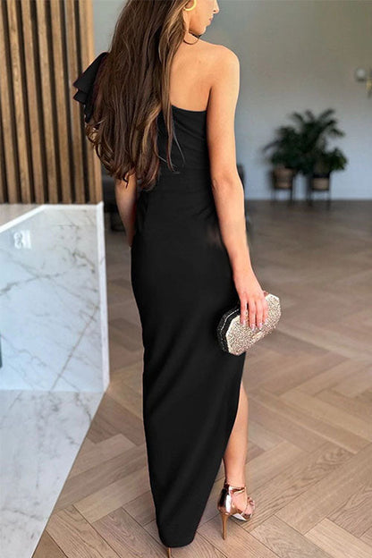 Nala™ | Elegantes Kleid mit Rüschen und Schlitz