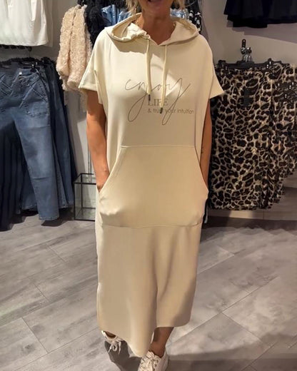 Emma™ | Lockeres Kleid mit Kapuze und femininer Passform