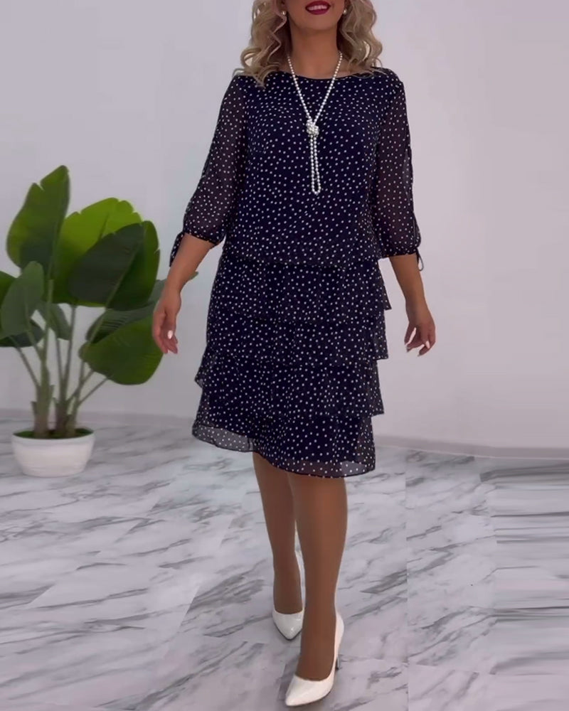 Mila™| Elegantes Lagenkleid mit verspielten Punkten