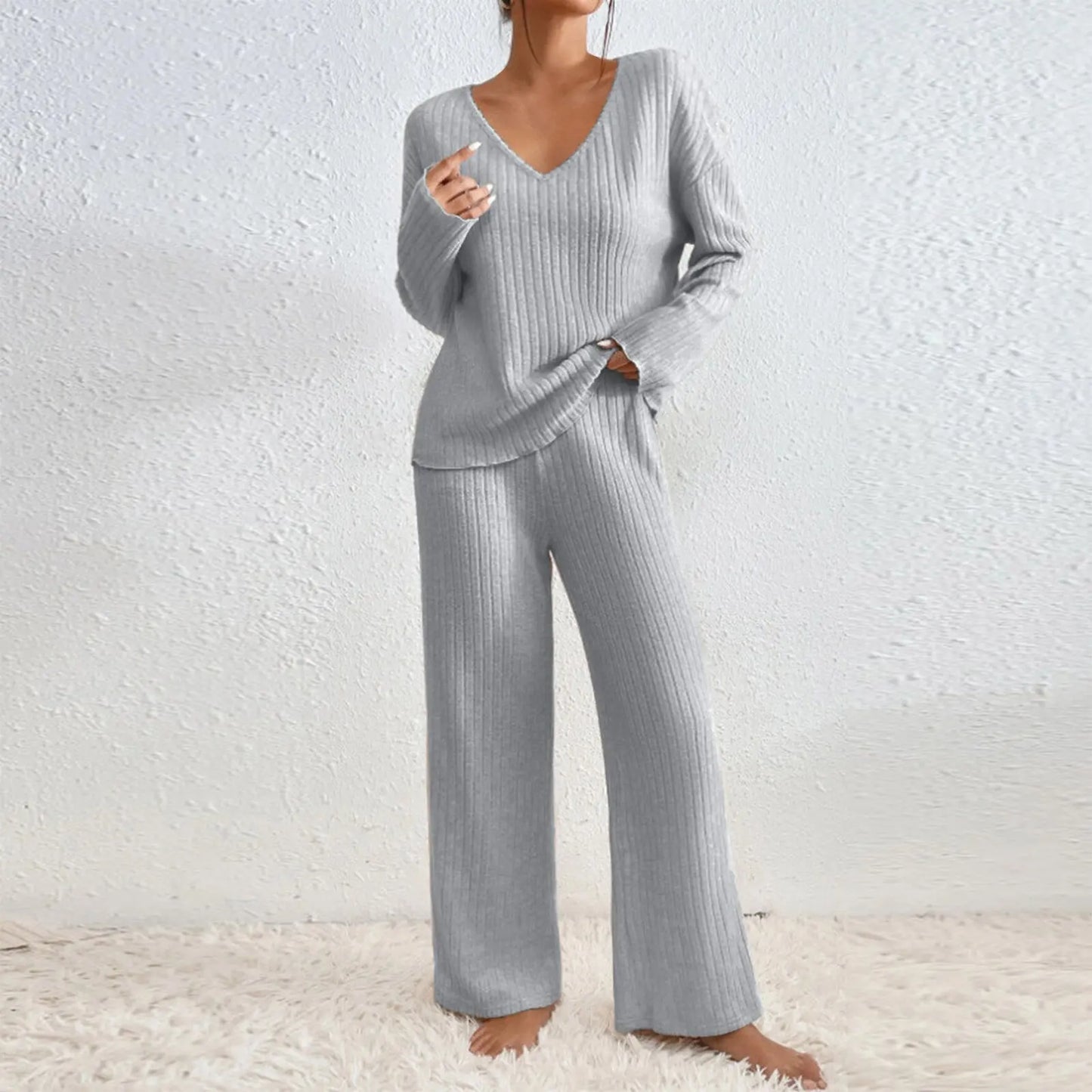 Vivienne™ | Zweiteiliges Set mit gerader Hose und V-Ausschnitt-Top