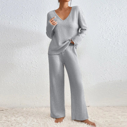 Vivienne™ | Zweiteiliges Set mit gerader Hose und V-Ausschnitt-Top