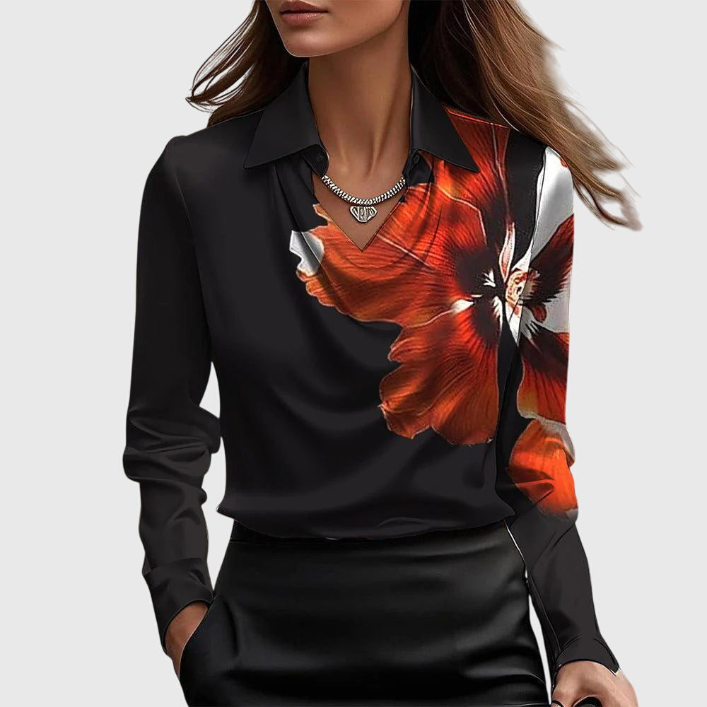 Sylvie™ | Bluse mit edlem Glanz und Faltenausschnitt
