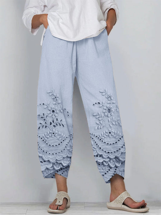 Noelya™ | Hose mit Spitzenprint